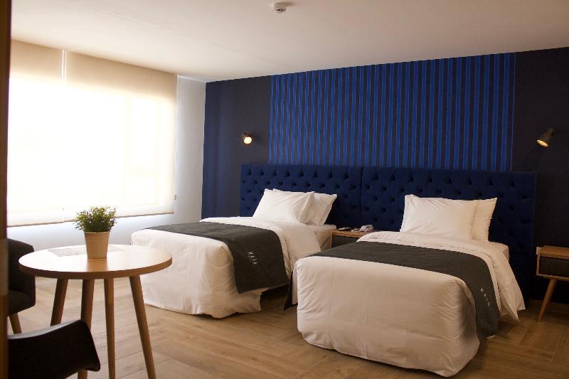 Kaia Hotel Quito Esterno foto